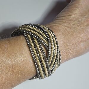 Wrap Cuff  Bracelet Silver Tone Beige Seed Beads Criss Cross Approx 7.75"